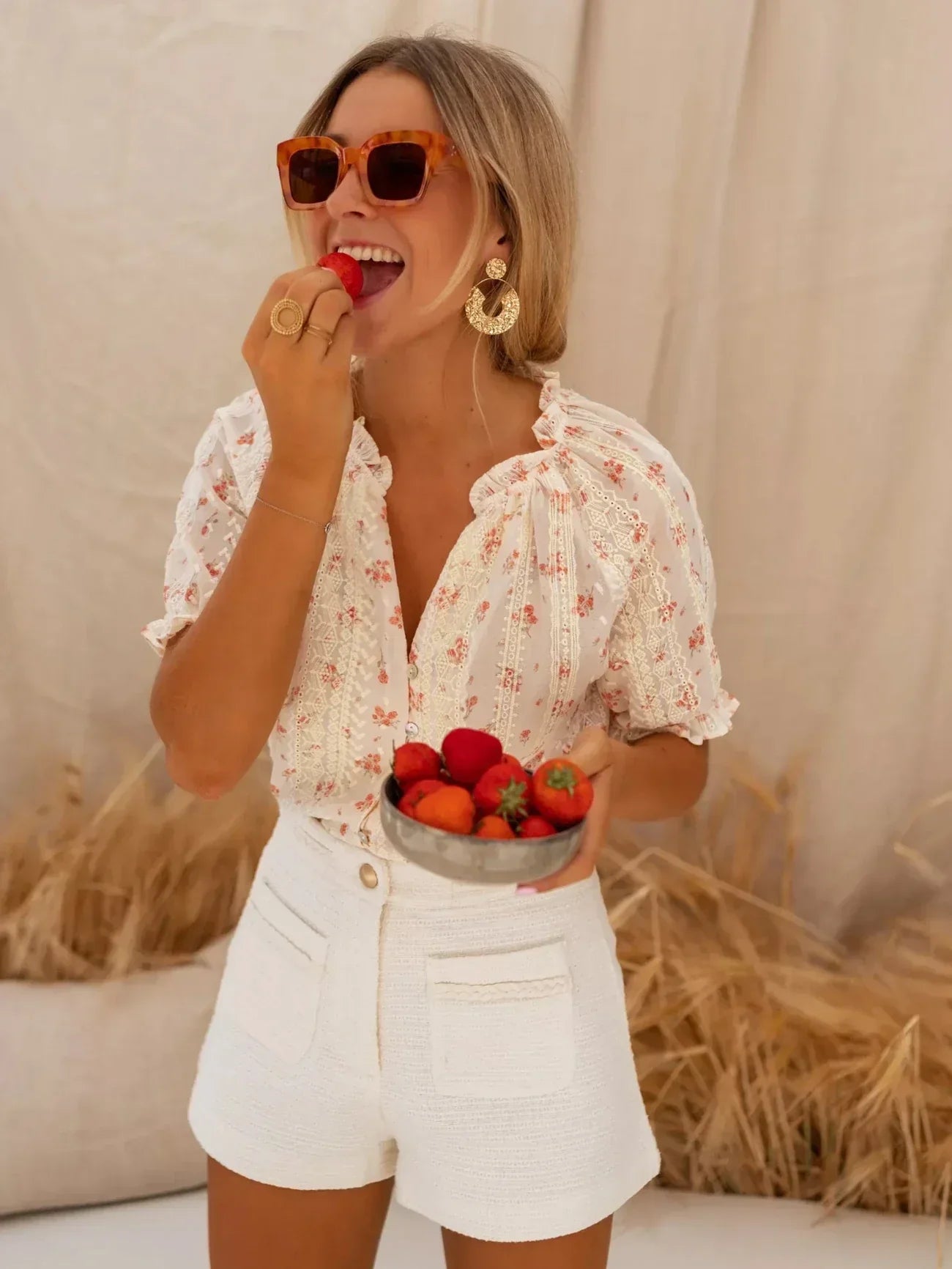 Floral Blouse with Summery Charm